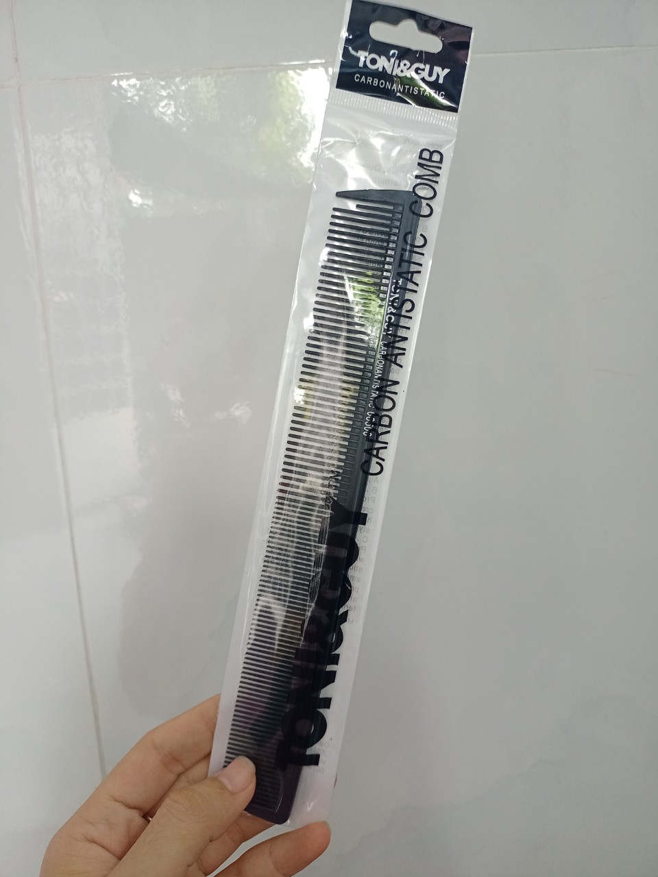 [HCM]Lược cắt tóc đuôi bằng 06500  toni & guy - phulieutocthuduc