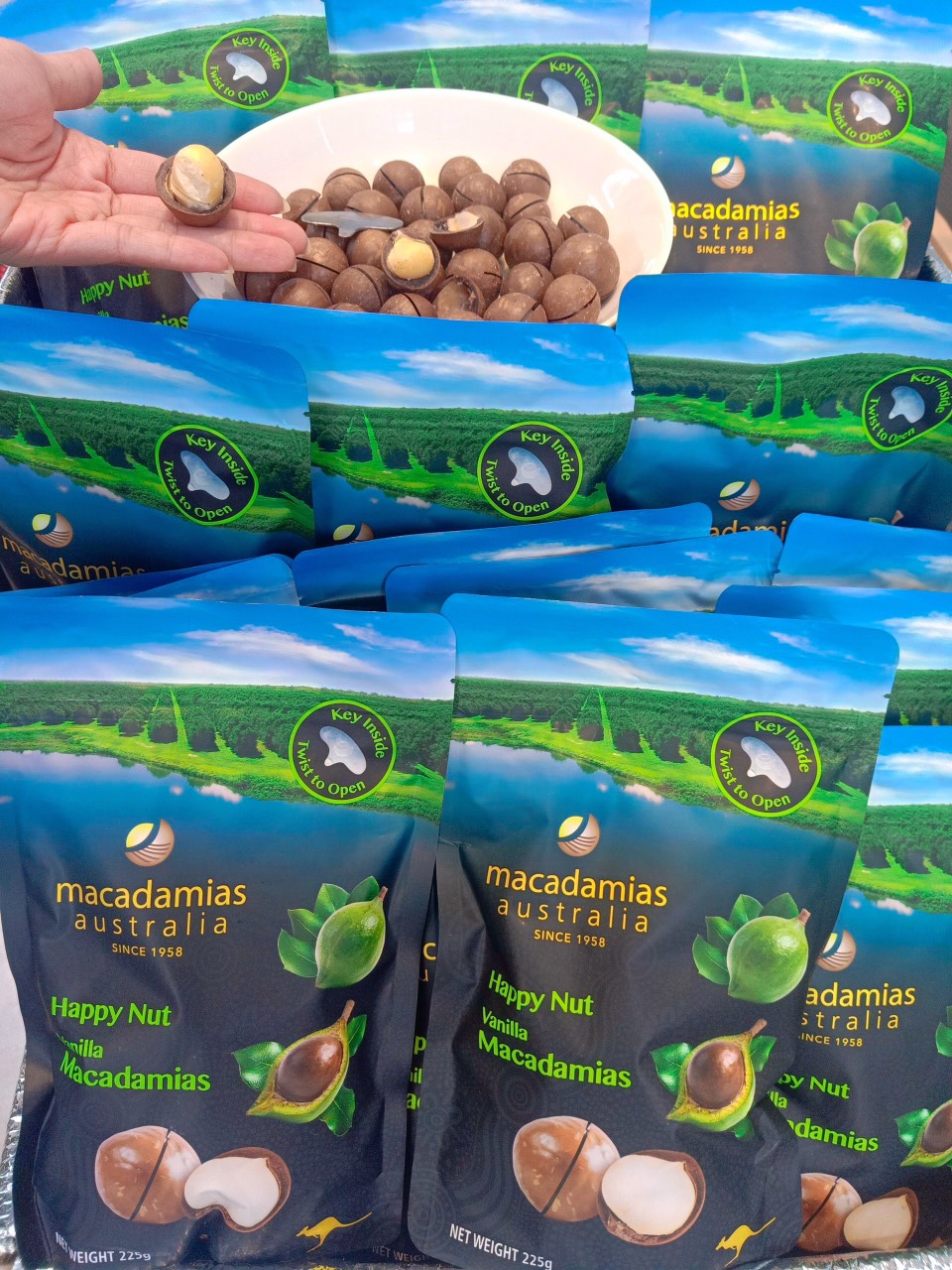 Hạt Macca Úc Vanilla Happy Nut 225g