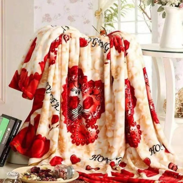 Soft snow blanket-thick and extremely warm snow blanket. Smooth velvet multilevel blanket suitable for all ages.