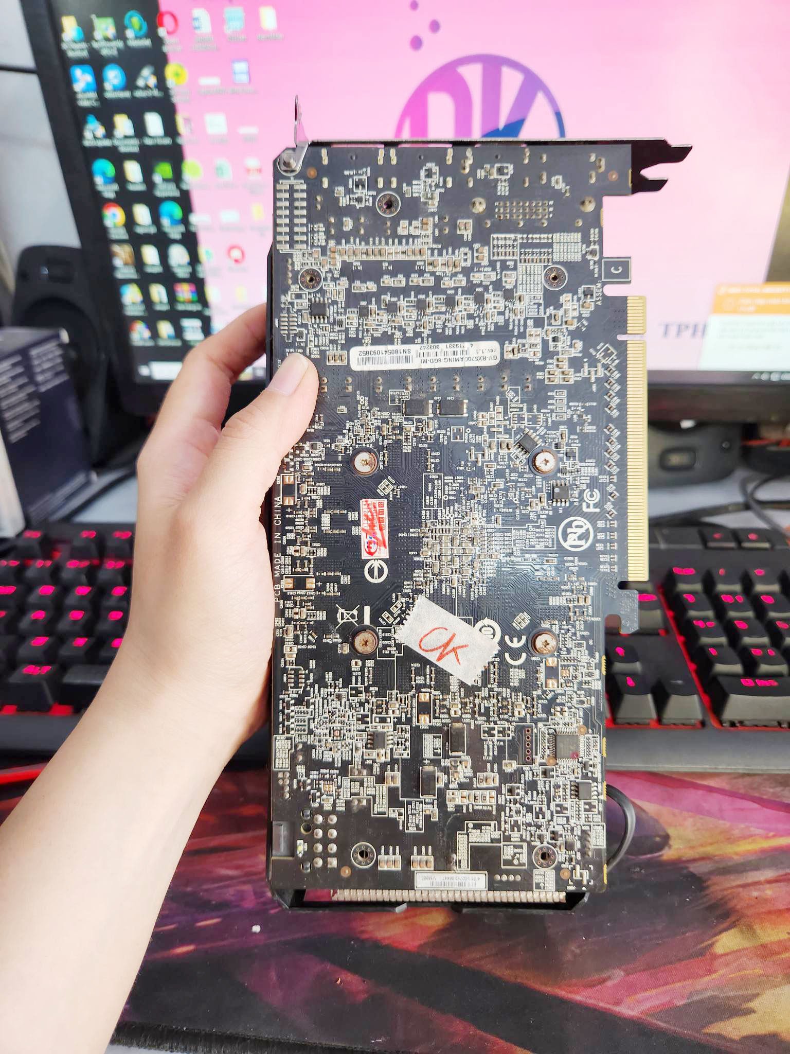VGA Gigabyte Radeon RX 570 Gaming 8G MI (GV-RX570GAMING-8GD-MI)