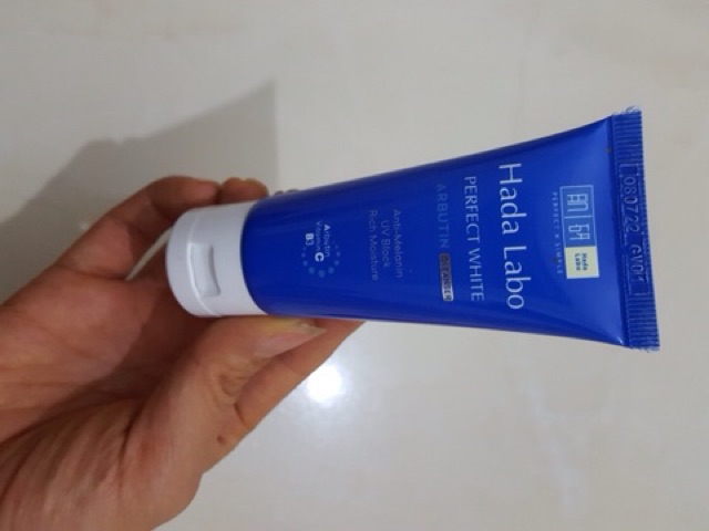Sữa rửa mặt Hada Labo 25g