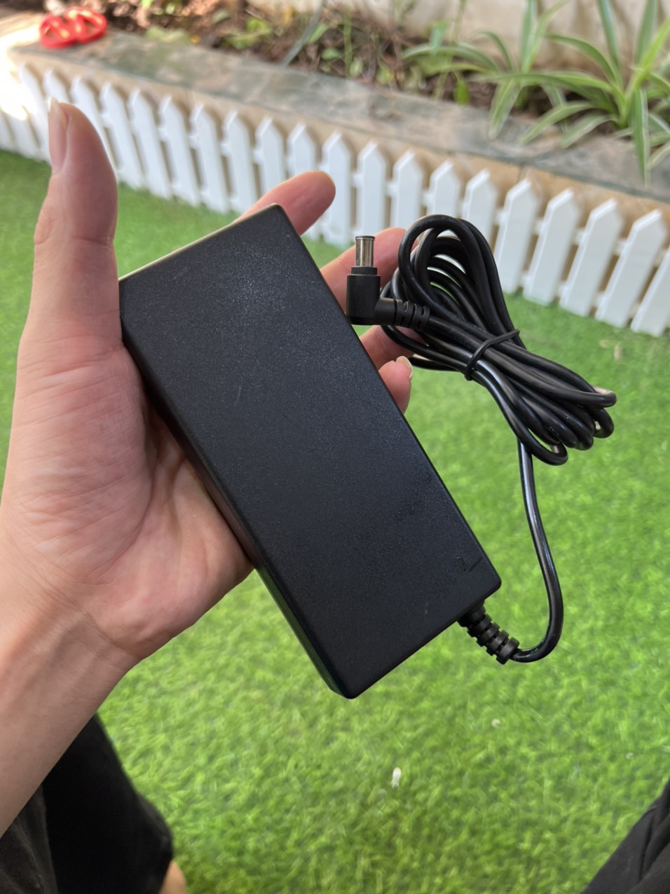 adapter tivi sony 19.5 v 5.2 a