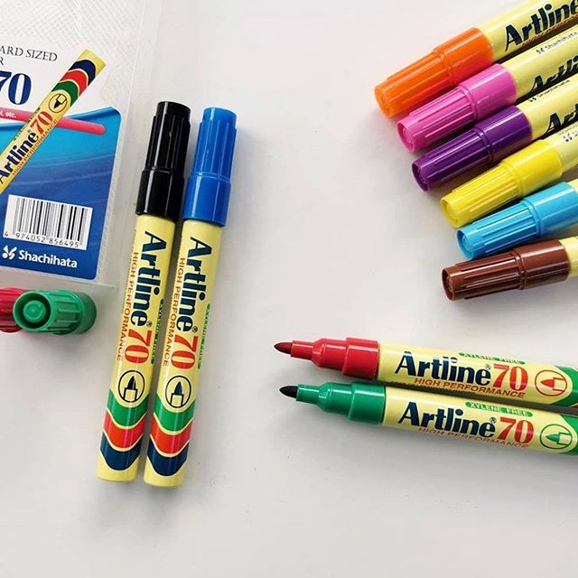 Bút lông dầu Artline Japan EK-70