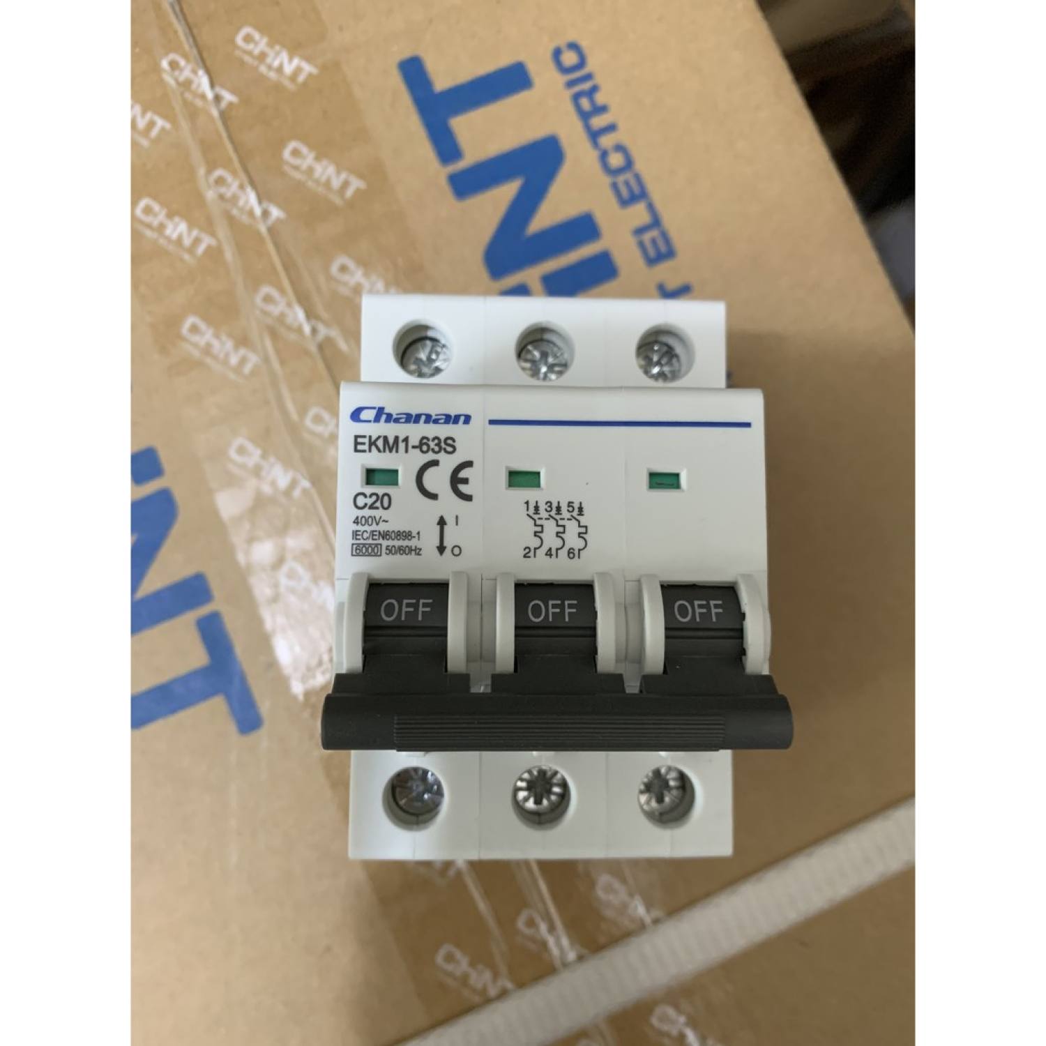 (CHANA) Atomat cài MCB EKM1 63S 3C