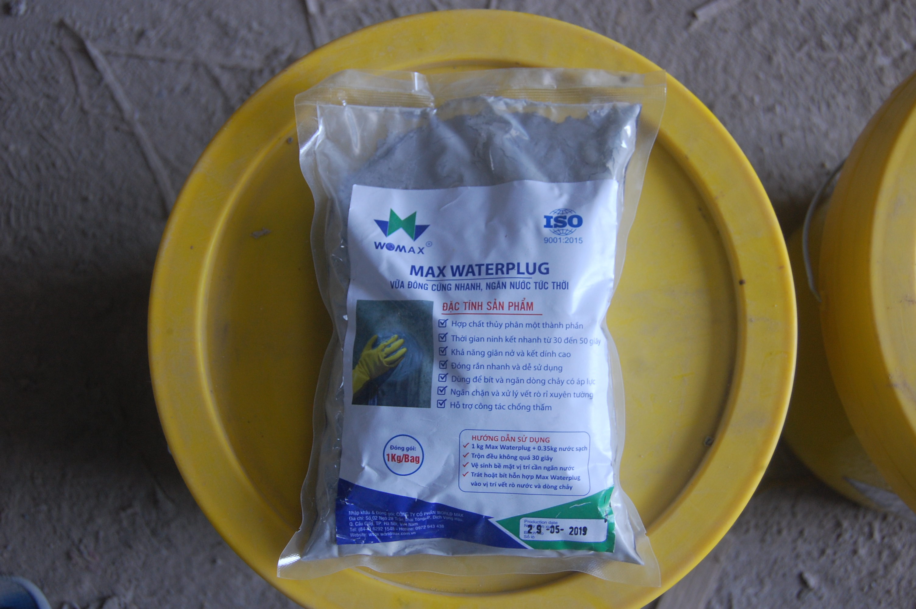 Max water plug - Đông cứng nhanh(túi 1kg)