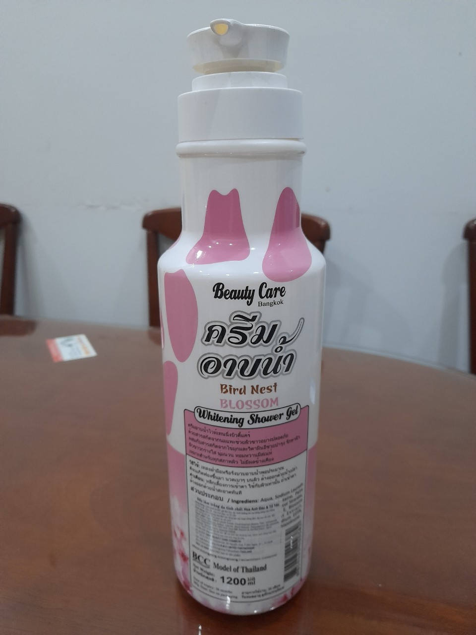 Sữa tắm bò/dê Thái Lan chai 1,2L