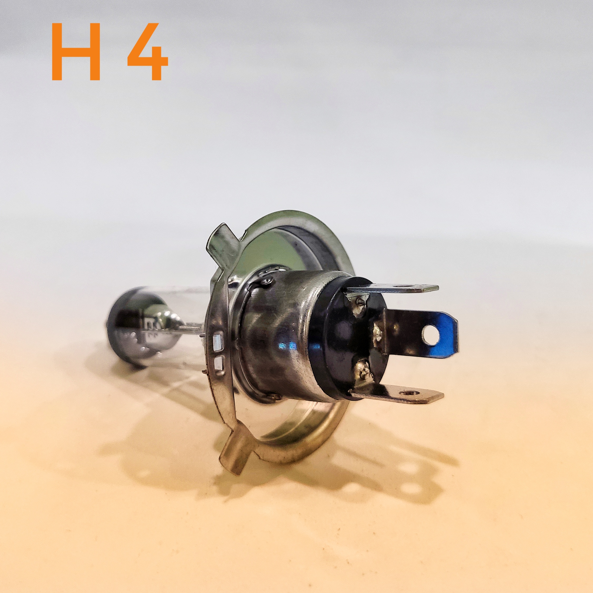 Bóng đèn halogen h4 pha , cos 12v và 24v chất lượng cao