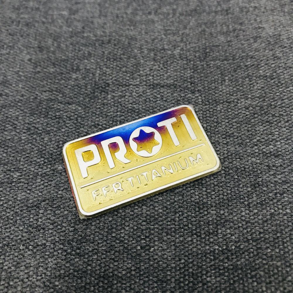 Tem logo Titan LEOVINCE ĐẲNG CẤP (100%)