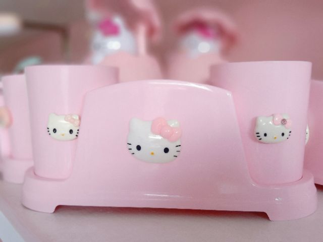 KỆ ĐỂ BÀN HELLO KITTY/ KỆ ĐA NĂNG HELLO KITTY