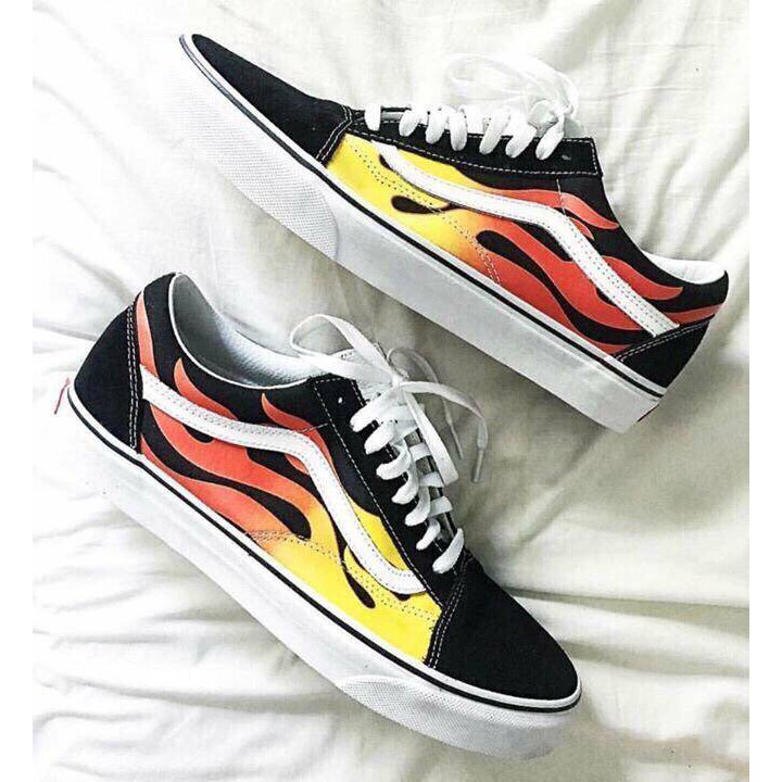 Giày Sneaker Nam Nữ Vans Lửa Buộc Dây Màu Đen Đỏ
