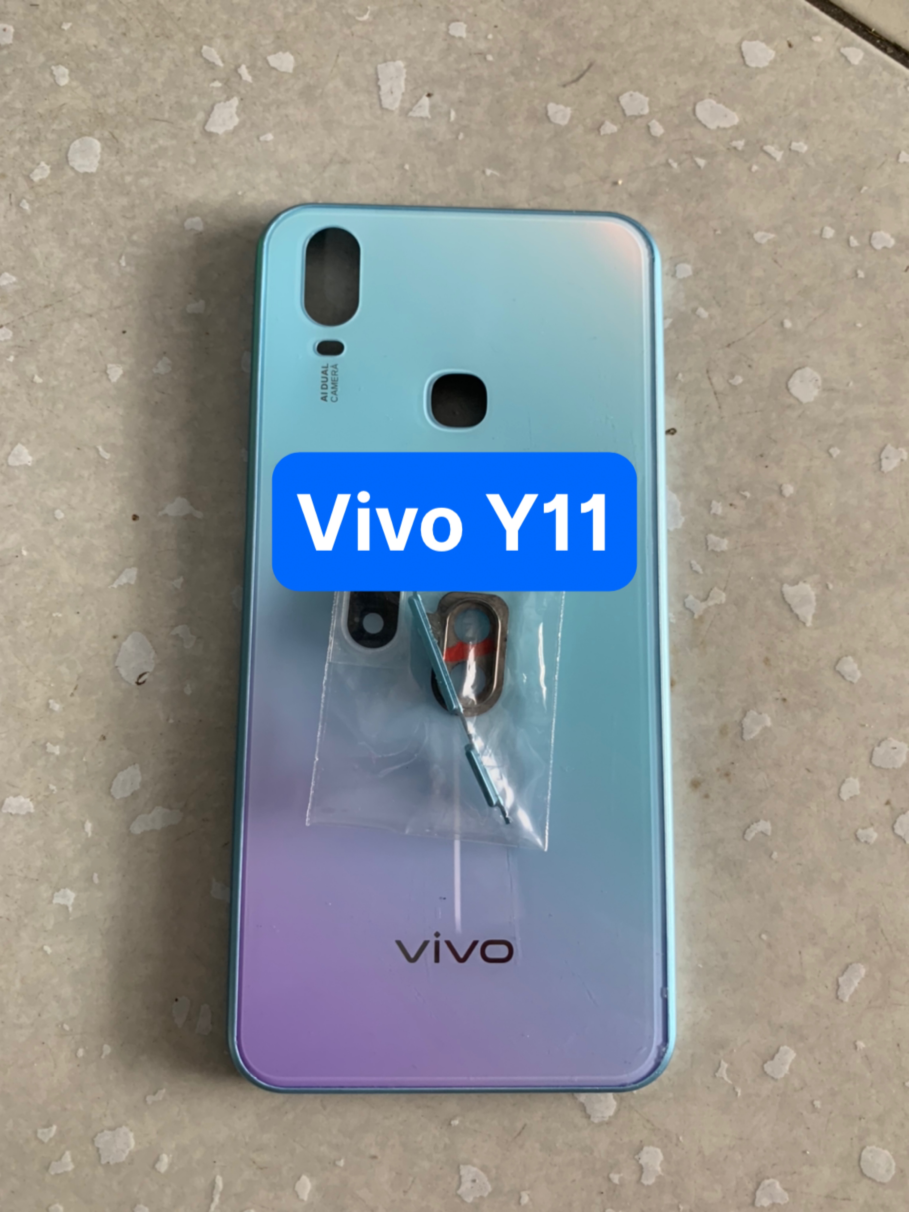 Lưng vỏ vivo Y11 - gồm vỏ máy , phím nhựa và bộ kính camera