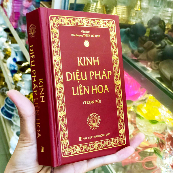 Sách - kinh diệu pháp liên hoa - bìa cứng