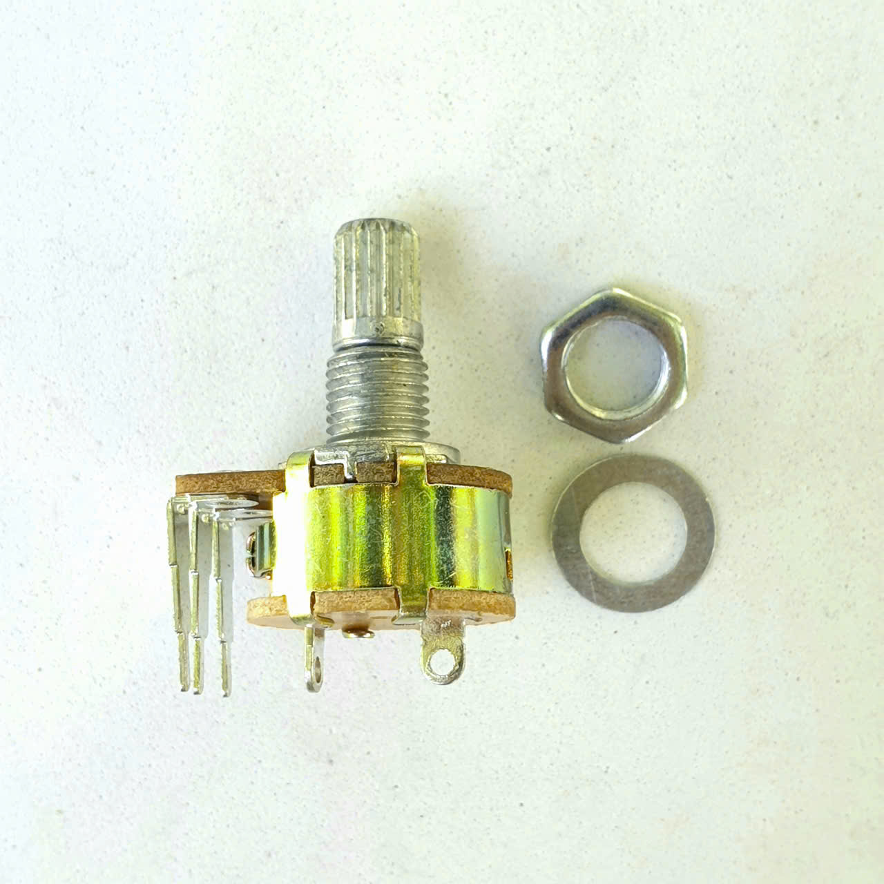Chiếc áp ( biến trở 20K ) công tắt B20k WH 148