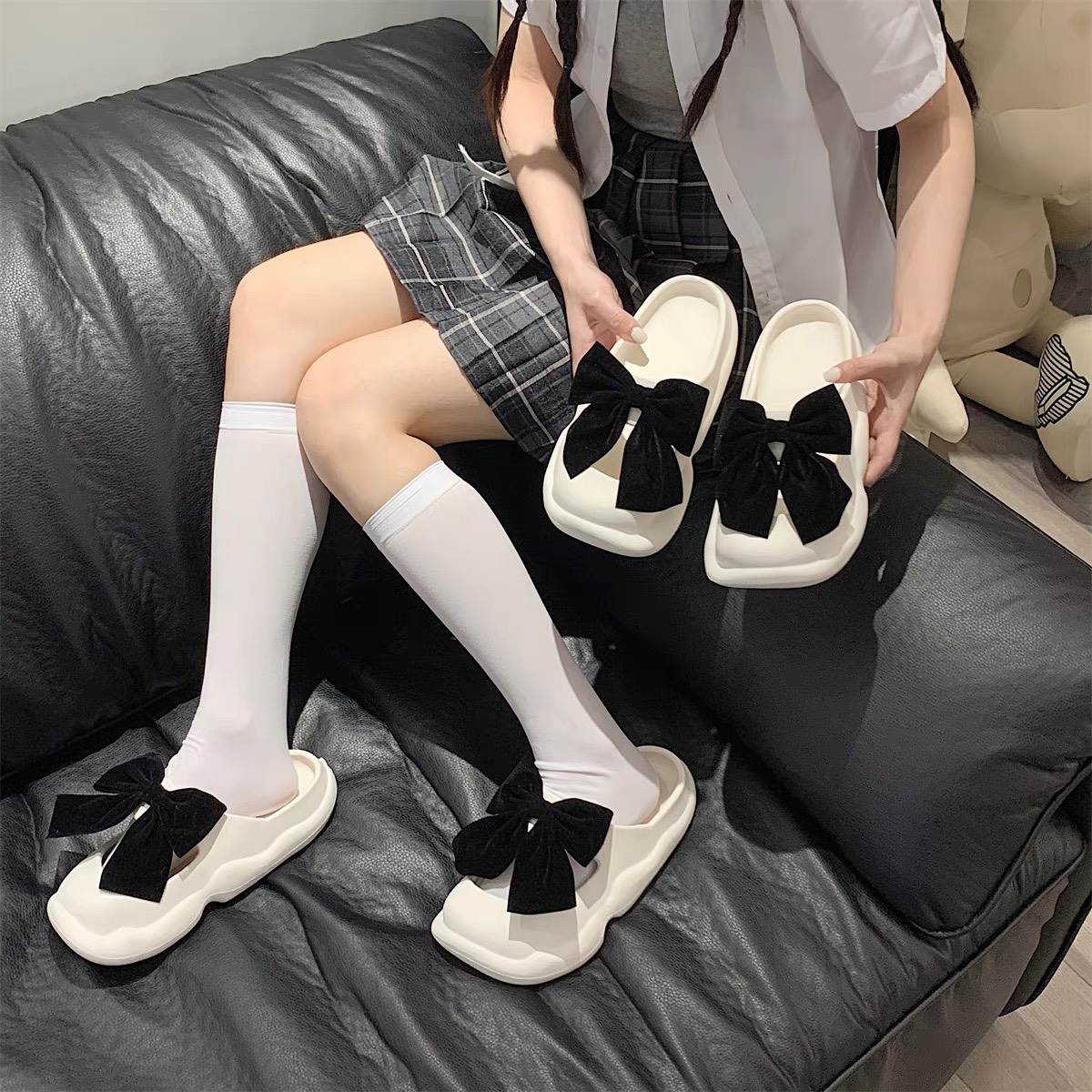 dép sục nơ nhung