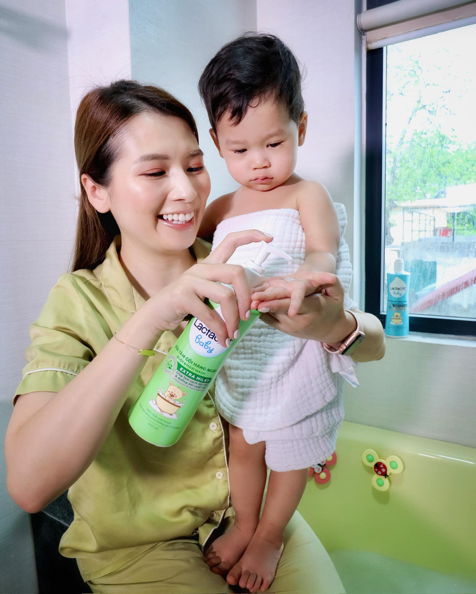[HCM]Sữa Tắm Gội Trẻ Em Lactacyd Milky 250ml,500ml