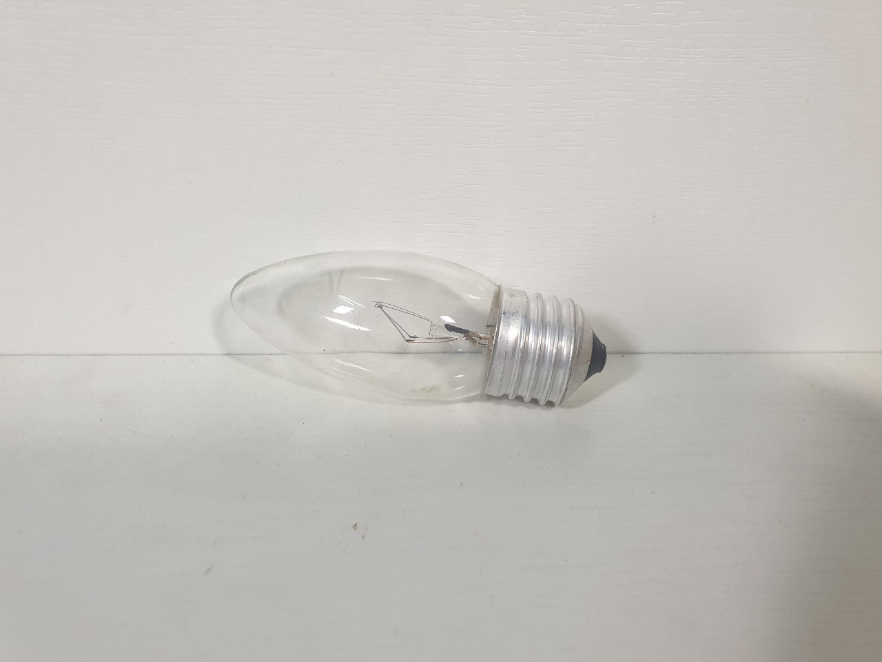 Bóng Đèn Sợi Đốt (Sợi Tóc) Cà Na 40W E14, E27 bóng trong, ánh sáng vàng