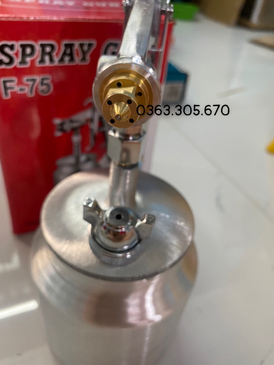 Súng phun sơn F75 bình dưới 800cc , đầu phun 1.8mm
