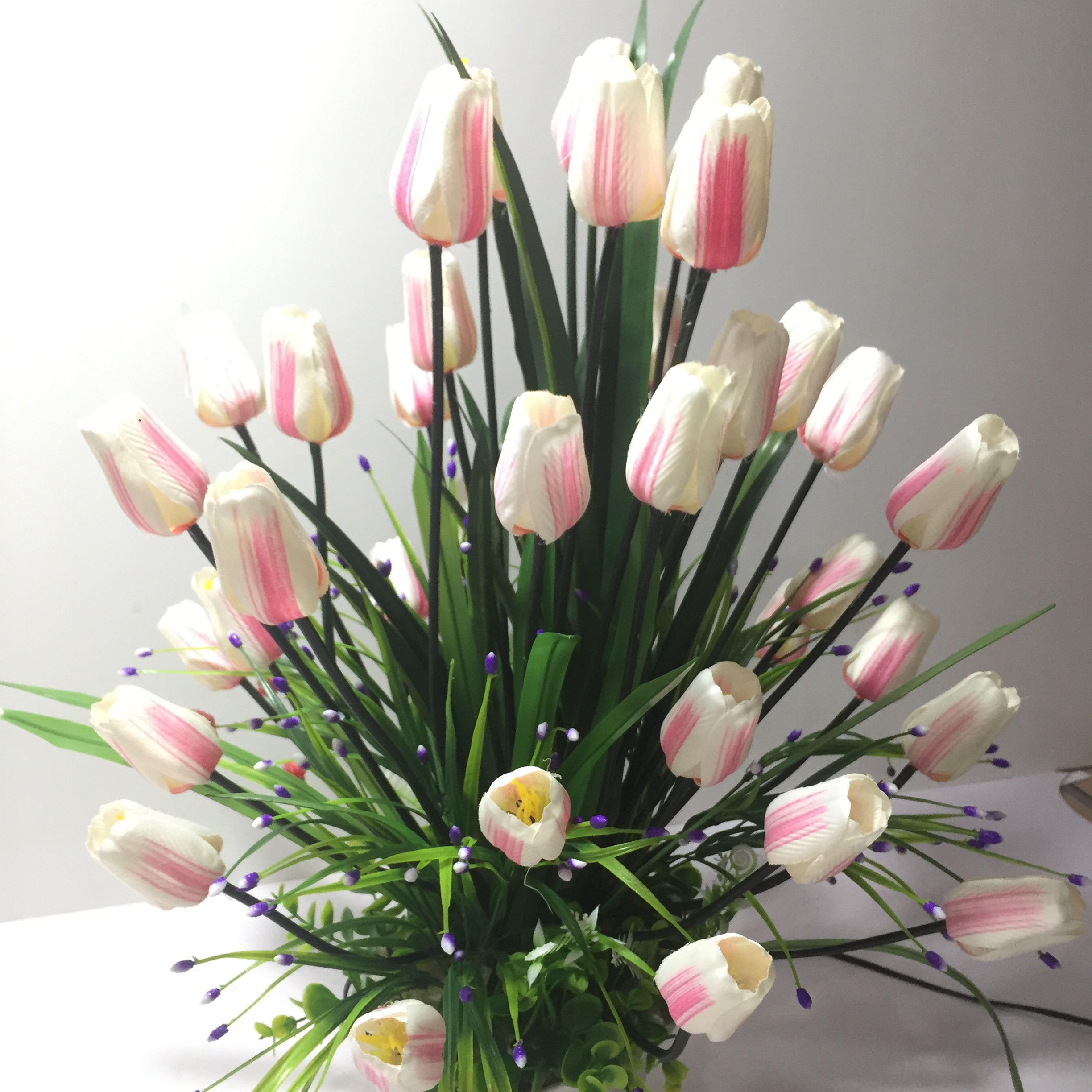 Hoa Tulip Trang Trí - Hoa Tulip Có Đèn (40 bông)