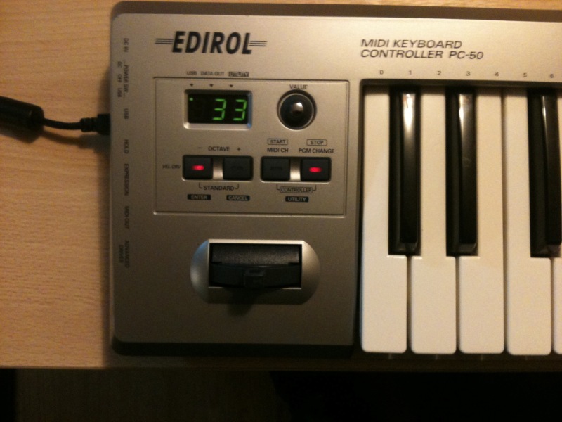 ĐÀN MIDI CONTROLLER EDIROL PC50