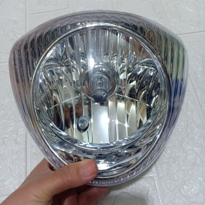 Hay chưa từng thấy - BỘ đèn pha xe máy Liberty kèm bóng