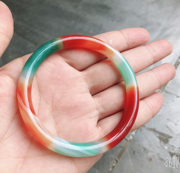 [HCM]Vòng tay mã não tứ quý bản tròn sáng bónghàng thực tế bao đẹp ni 5455