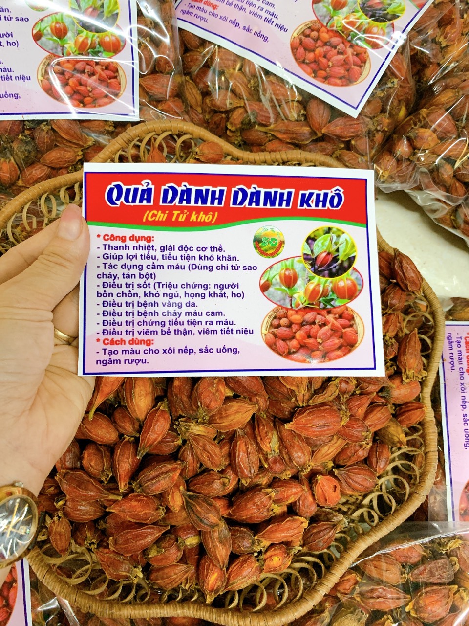 Quả dành dành sấy khô