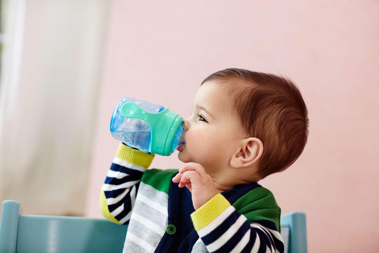 Bình tập uống Philips AVENT vòi mềm cho bé từ 6 tháng