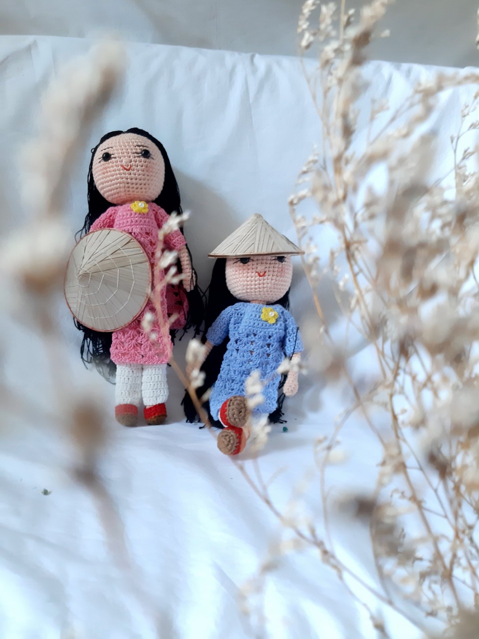 Búp Bê Áo Dài Đan Bằng Len-Phụ Kiện Studio (búp bê tóc dài)