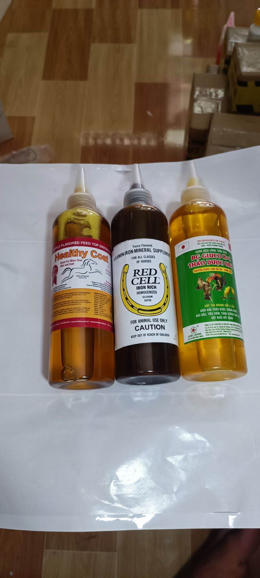 3 chai thuốc nuôi cho gà chế độ