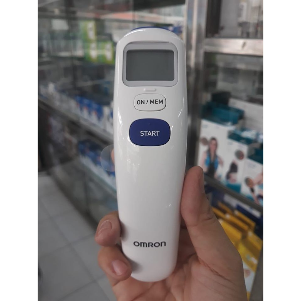 Nhiệt kế điện tử đo trán hồng ngoại omron mc-720