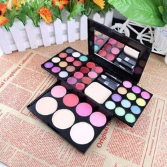 Bộ kit trang điểm ADS 5 in 1