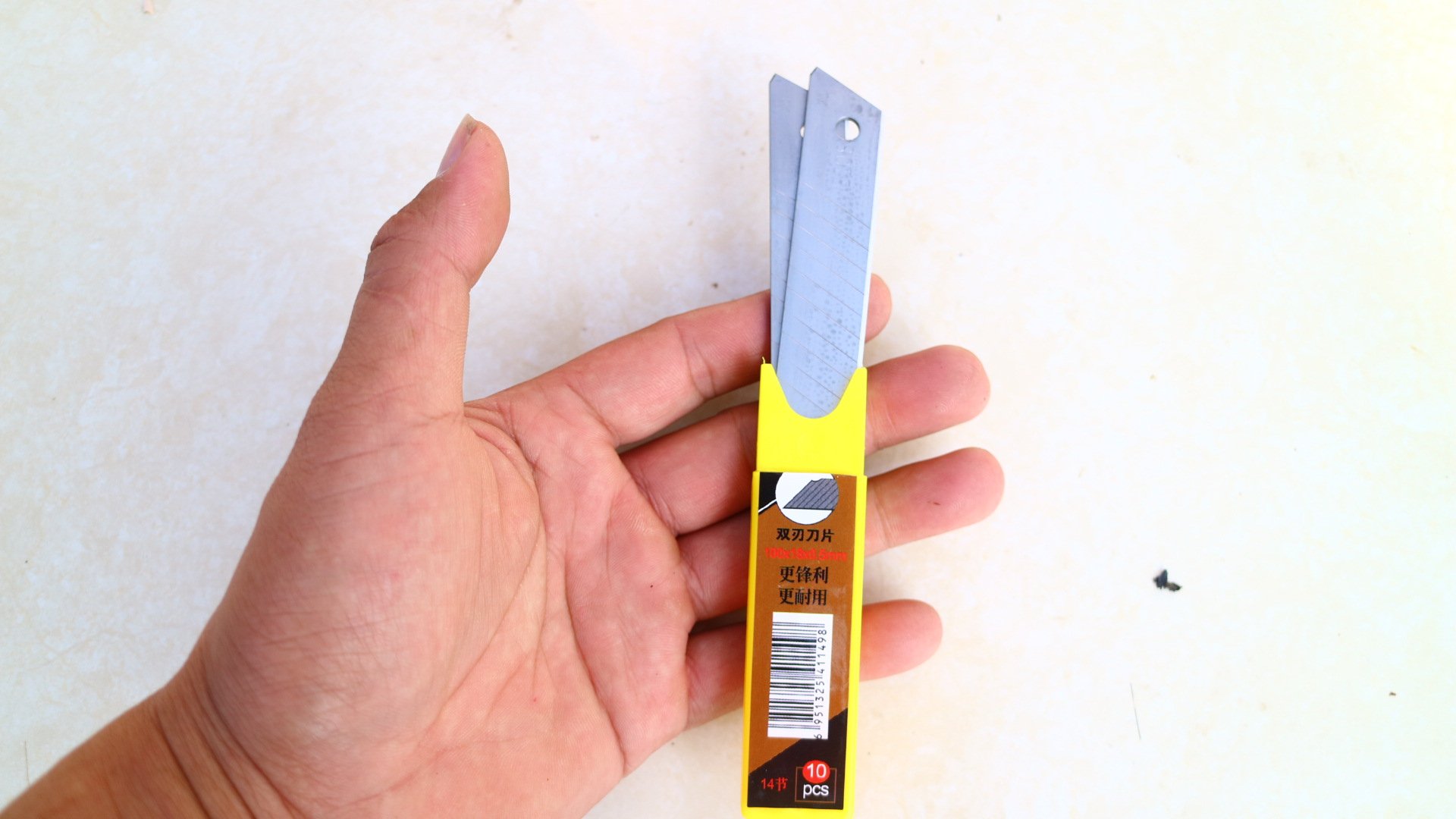 [1 Hộp 10 Chiếc] Lưỡi Dao Dọc Giấy Bosi Siêu Sắc