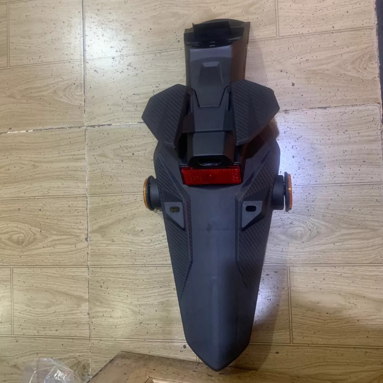 Dè sau cho xe Winner 150 V1