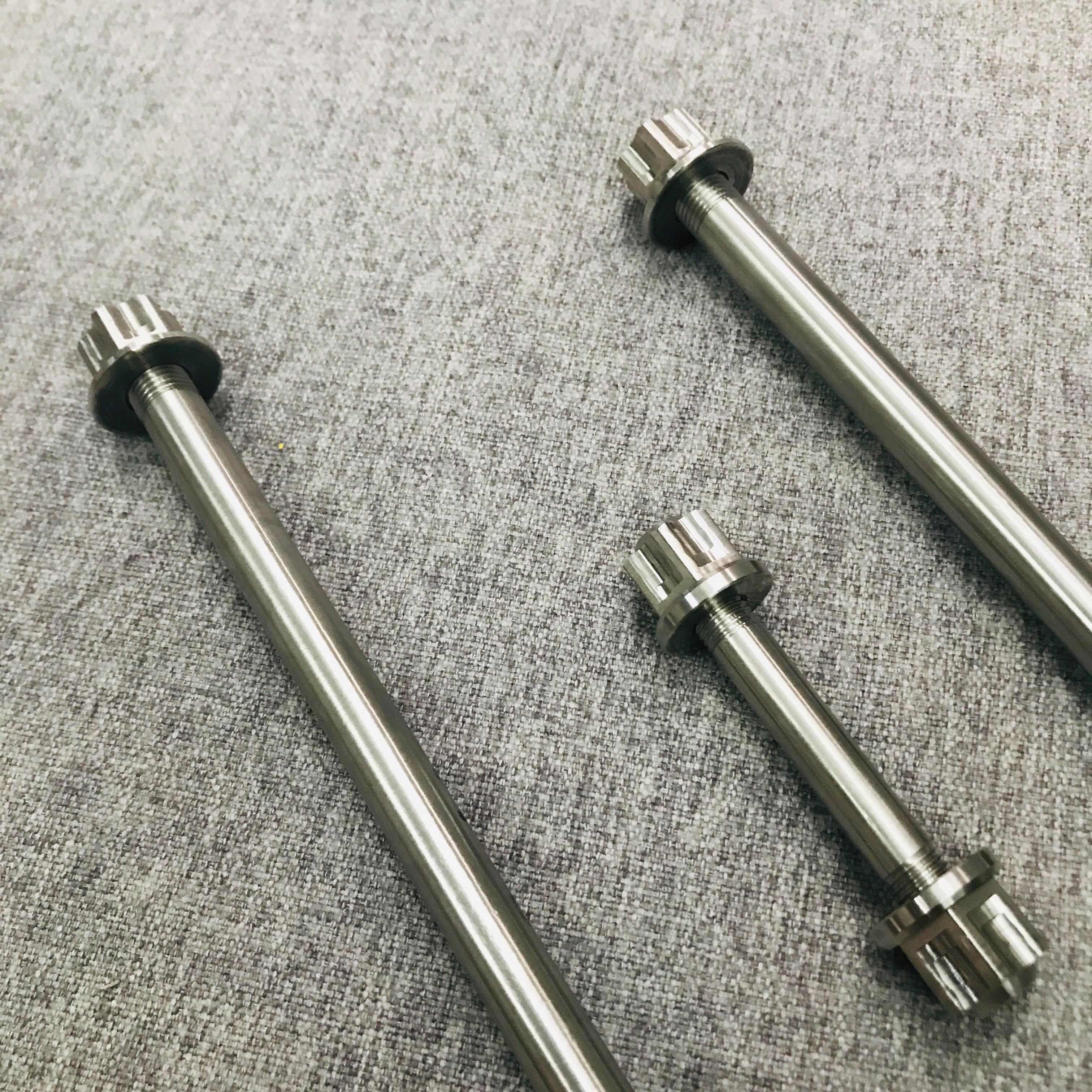 [HCM]BỘ 3 CỐT TRƯỚC SAU PHUỘC INOX DÀNH CHO XE EXCITER 150CC (COMBO 3 CỐT TRƯỚC SAUPHUỘC+6 ỐC INOX)(TẶNG KÈM LOGO TRANG TRÍ XE NGẪU NHIÊN)