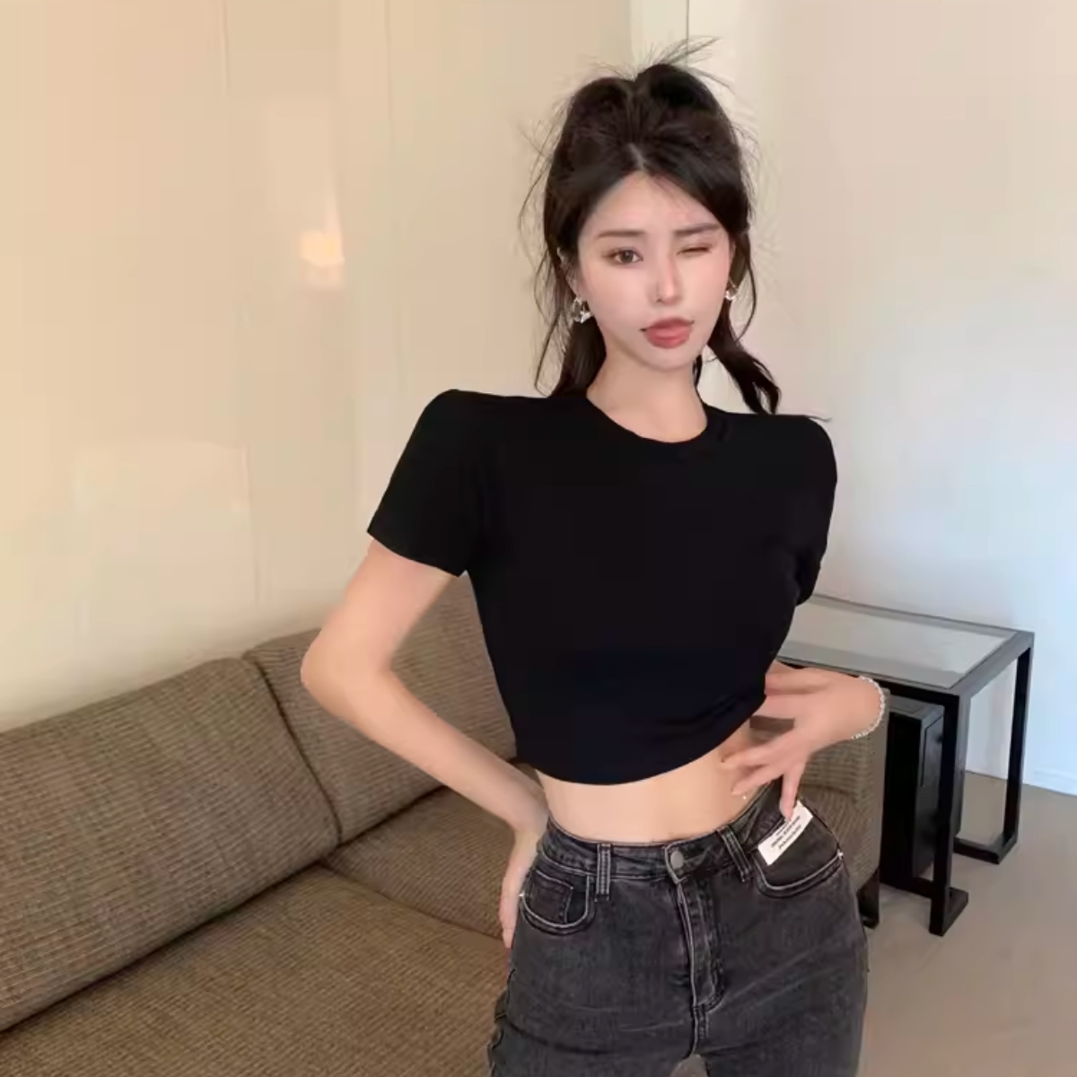 Áo Croptop Body Cổ Tròn Tay Ngắn Kiểu Dáng Basic Dễ Mặc Dễ Phối Đồ A5314