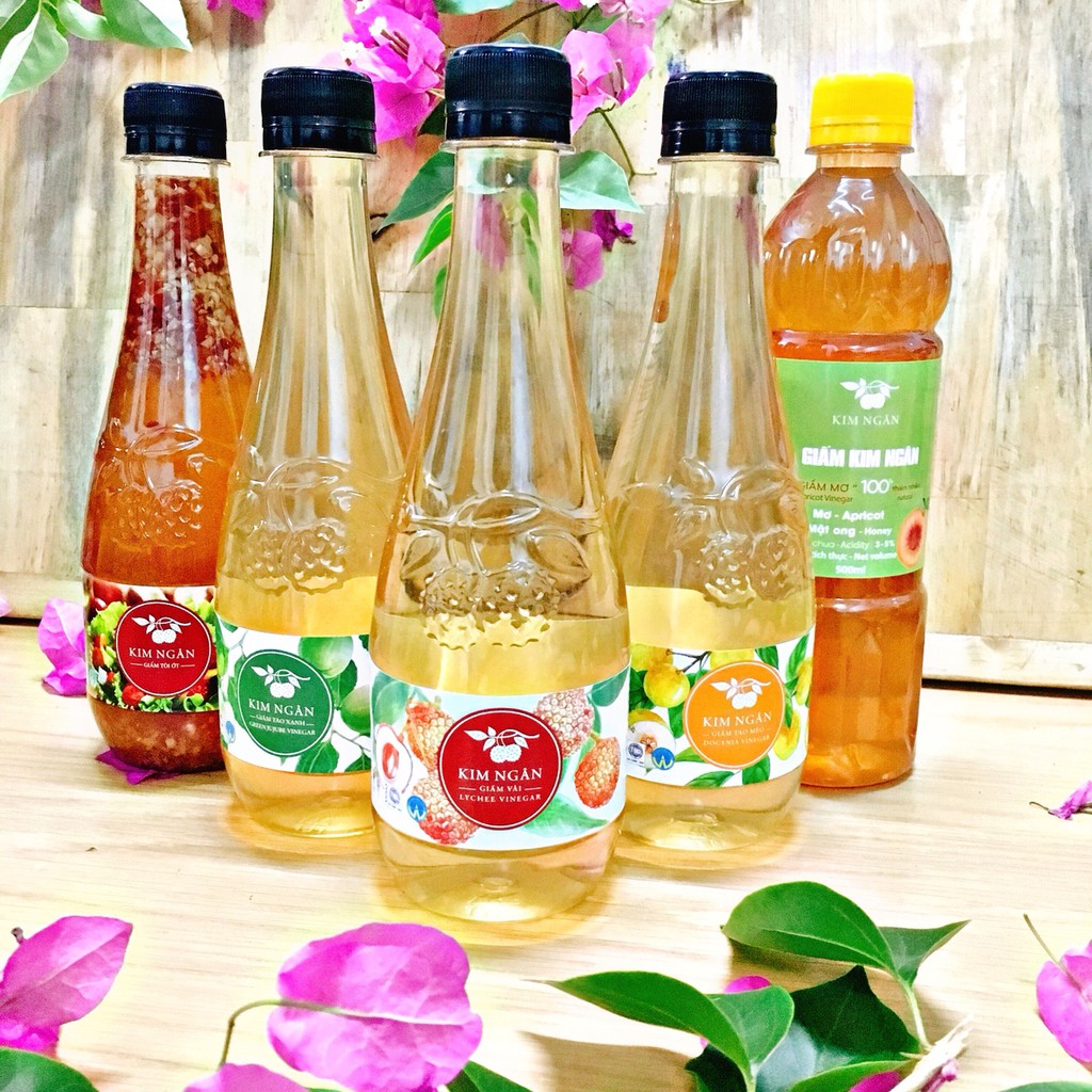 Giấm mơ mật ong Kim ngân - 500ml/chai