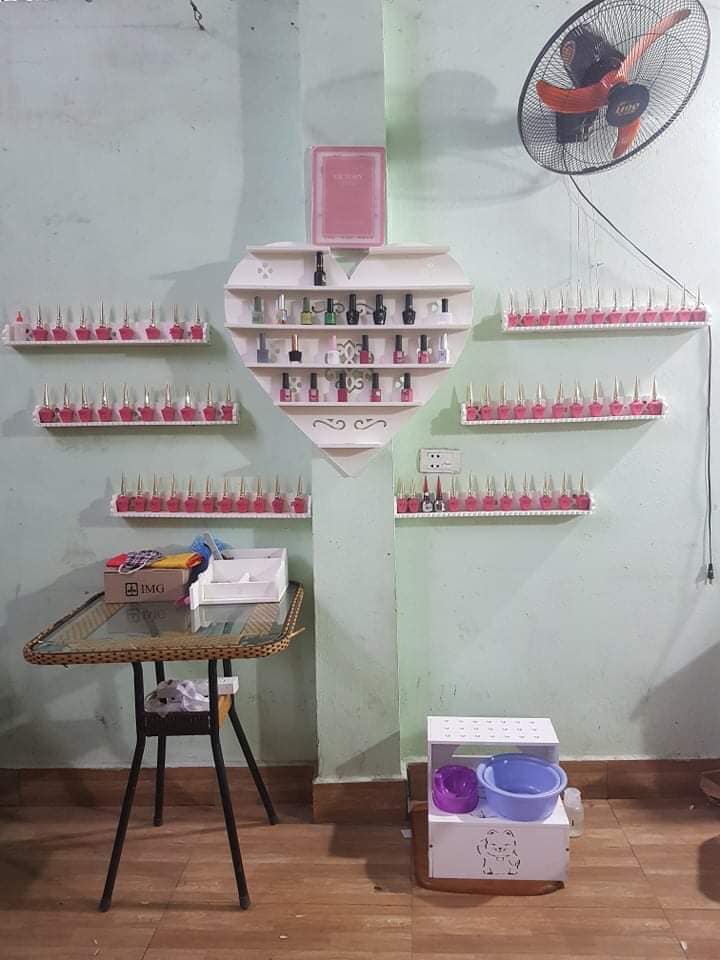Kệ Sơn Nail hình trái tim