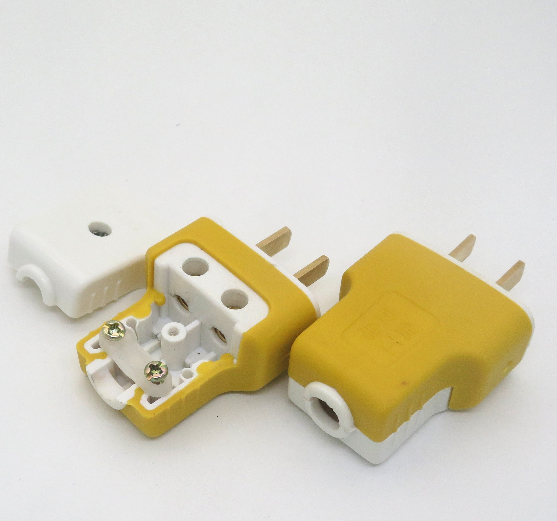 Combo 2 chiếc phích cắm chân dẹt đồng sz13, chịu tải tới 250v-16A