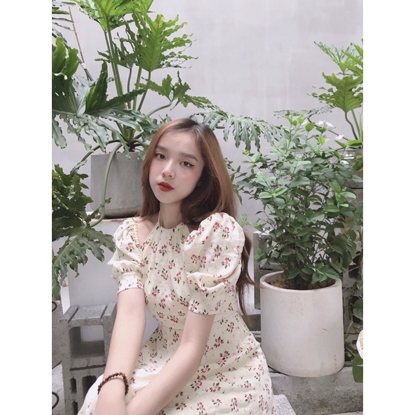 [3-5/8 Hoàn Tiền 25%]Đầm cutout cổ yếm