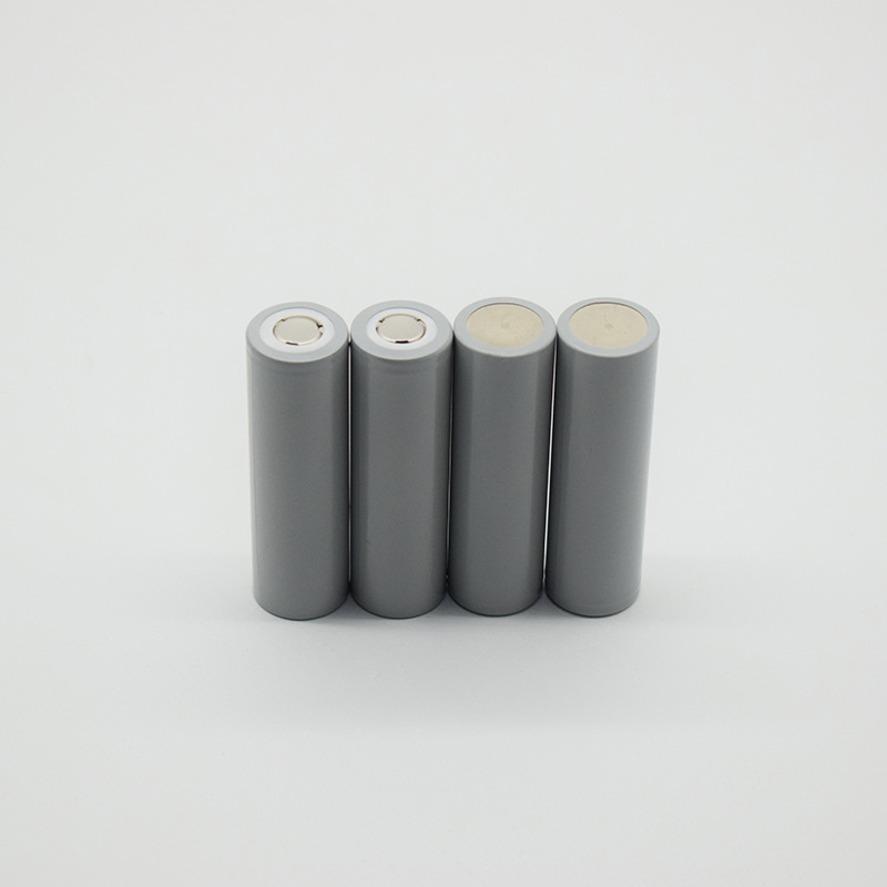 Combo 2 pin sạc quạt 18650