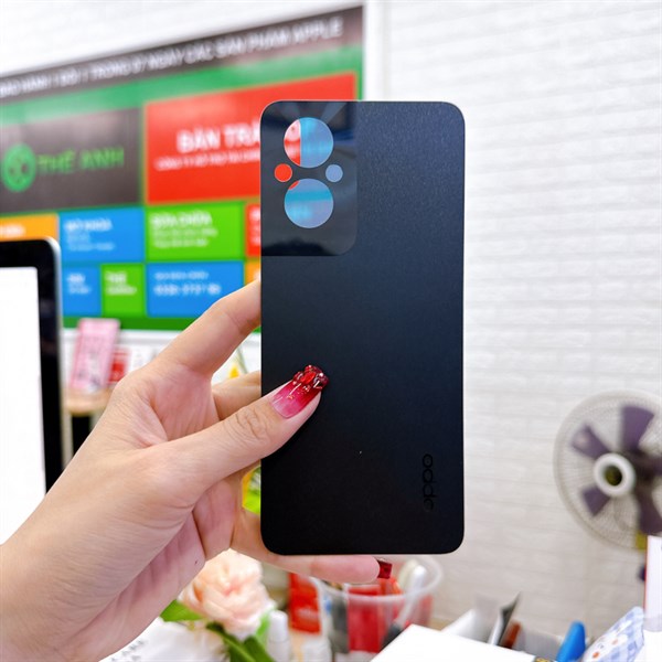 Nắp lưng Oppo Reno 8z 5G đóng gói kỹ, hàng như hình