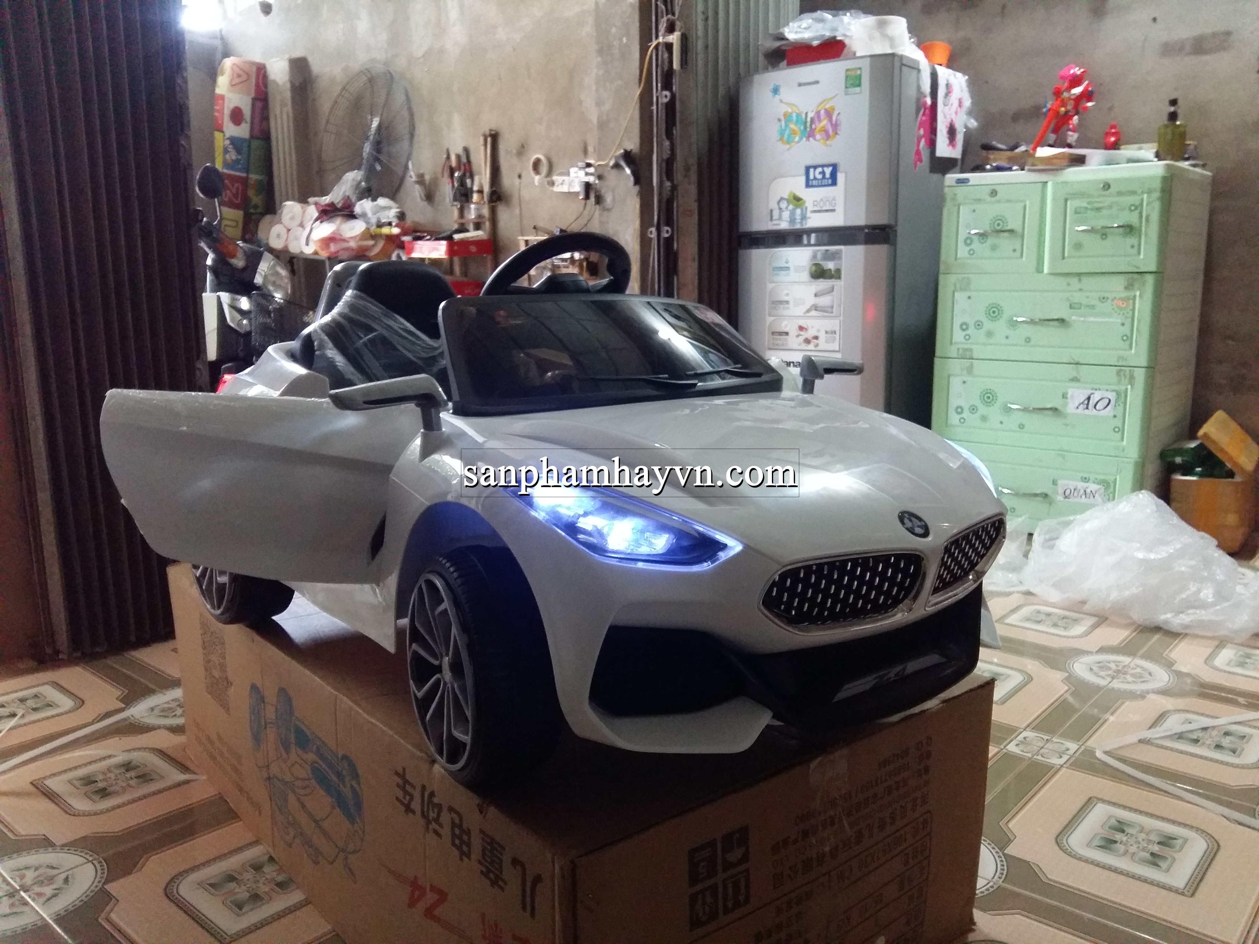 Xe oto điện trẻ em BDQ Z4 (sơn tĩnh điện )