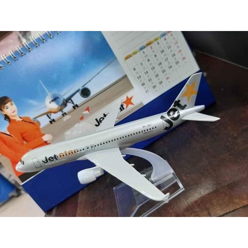 Máy bay Jestar mô hình kim loại 16cm