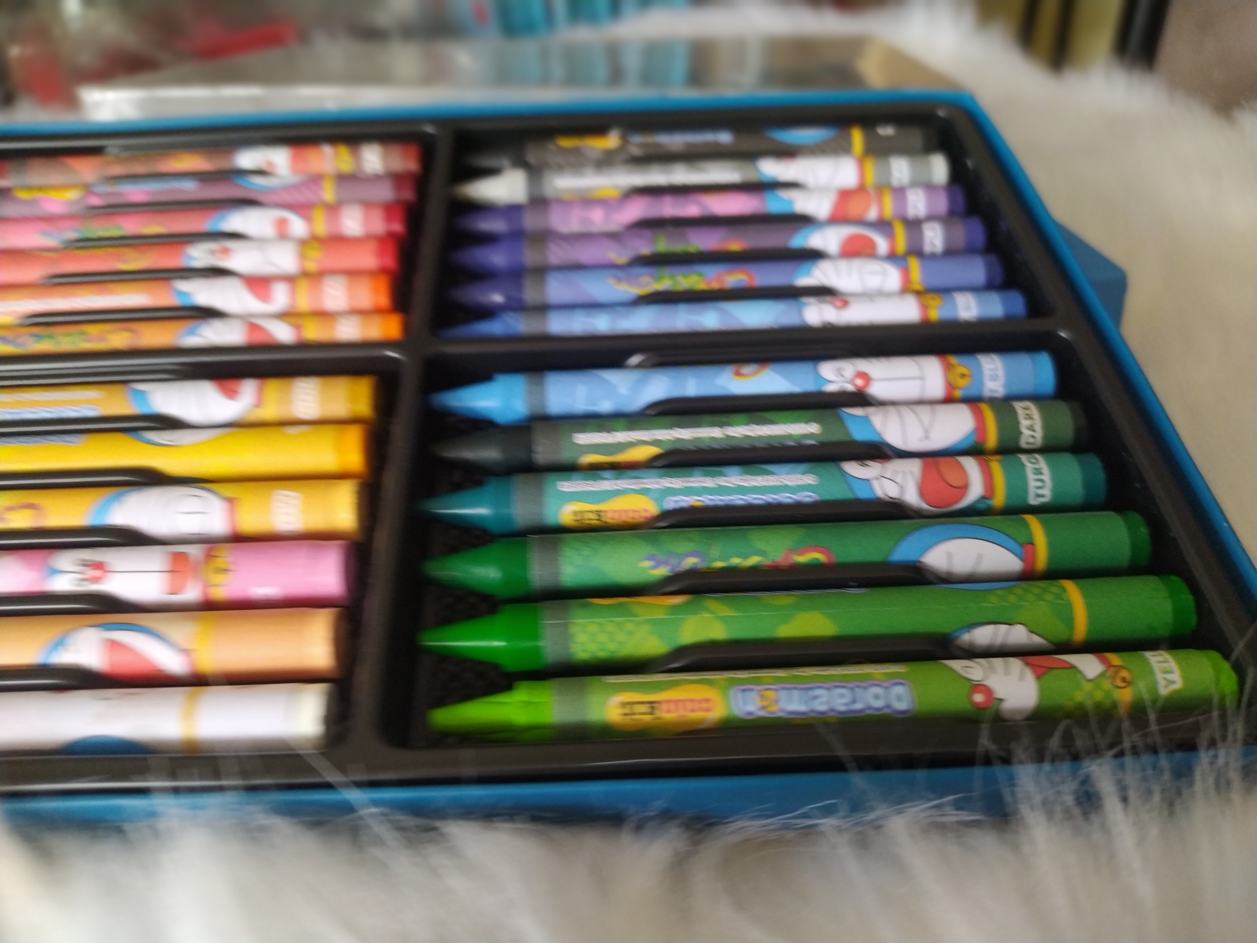 Sáp màu Doraemon 24 màu Colokit | CR-C06,C05,C04/DO