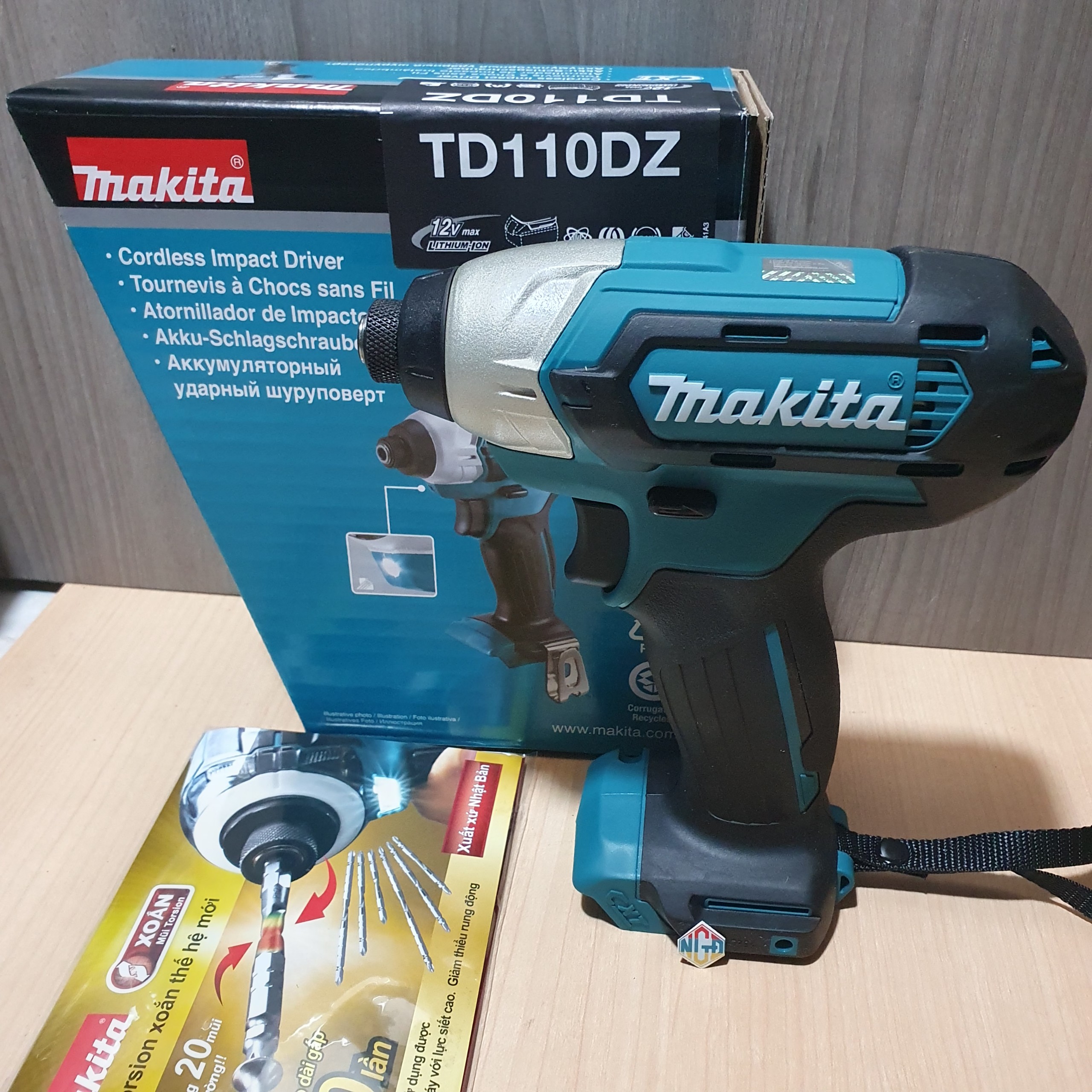 Máy bắt vít dùng pin Makita TD110DZ ( Chưa Pin & Sạc )