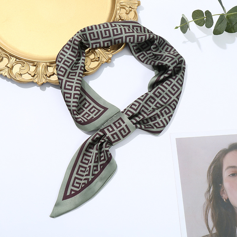 Khăn lụa hoạ tiết kiểu chéo cổ dễ thương bandana lụa quàng cổ KVC 15x75cm THY THY STORE