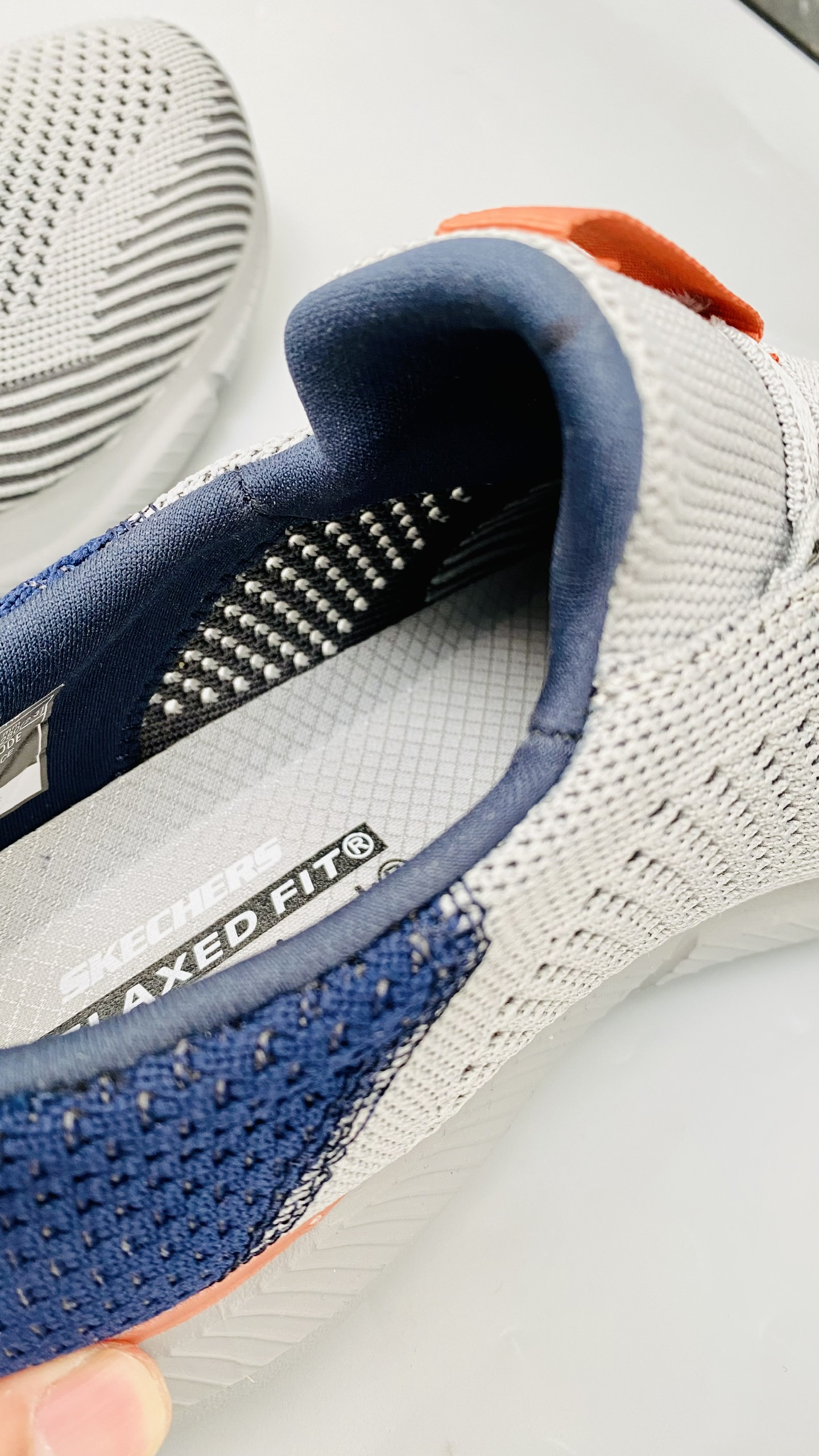 giày thể thao nam skechers xỏ chân