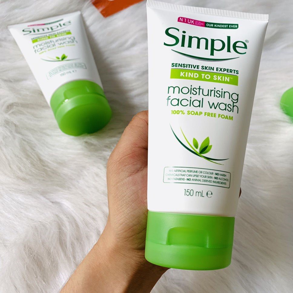 [ rửa sạch mọi bụi bẩn ] Sữa rửa mặt dạng gel Simple Refreshing 150ml [ mẫu mới ]