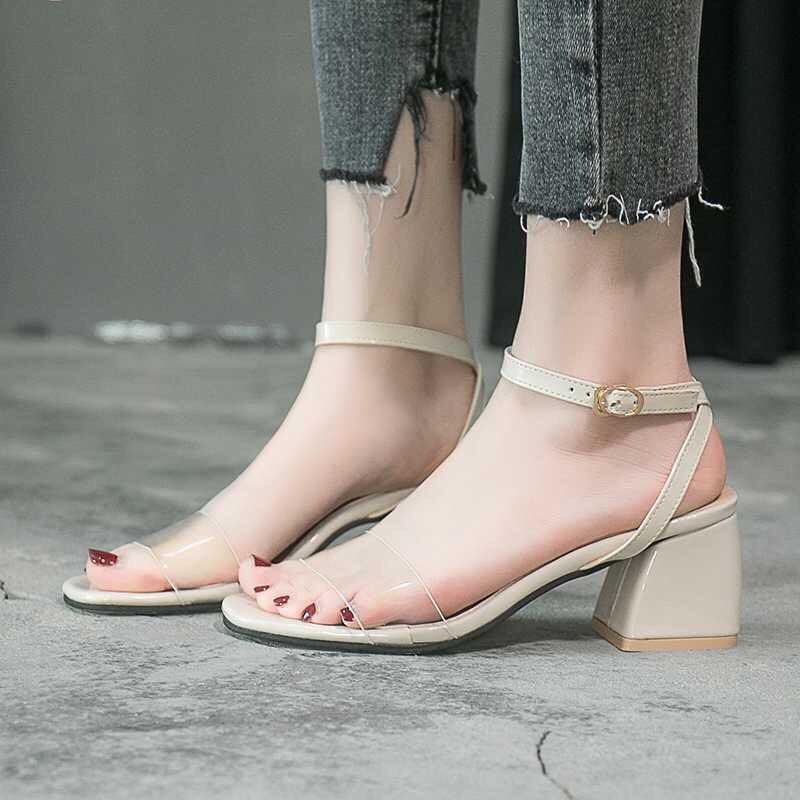 Sandal gót vuông 5cm quay trong