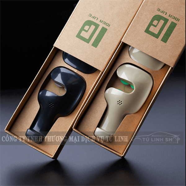 02 móc treo đồ gài ghế trên ô tô đen kem